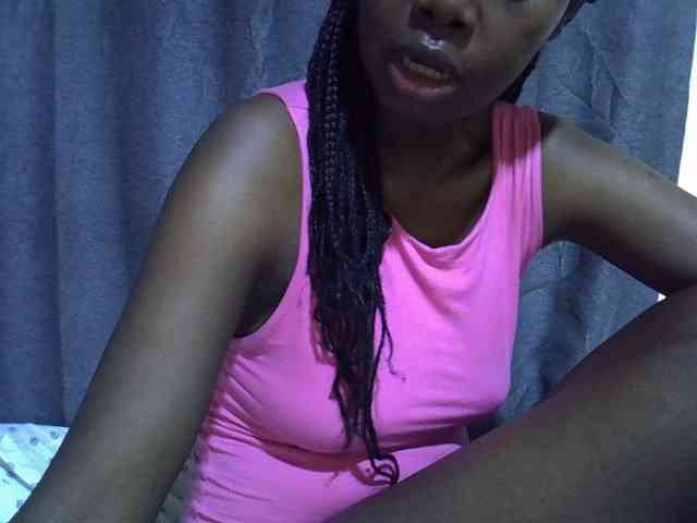 Cute-tamarah webcam