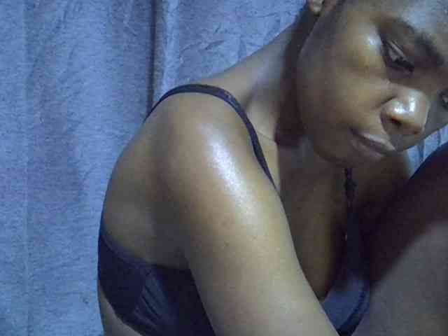 Cute-tamarah webcam