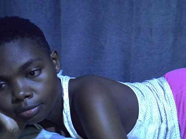 Cute-tamarah webcam