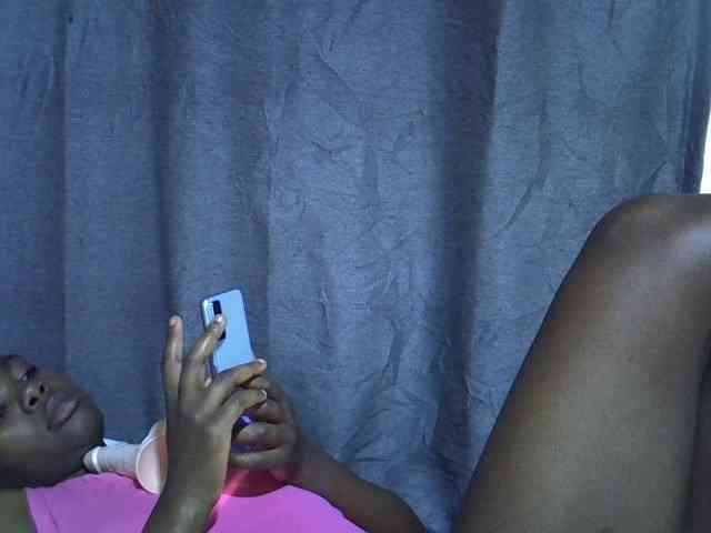 Cute-tamarah webcam