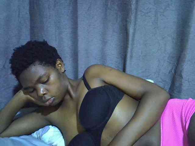 Cute-tamarah webcam