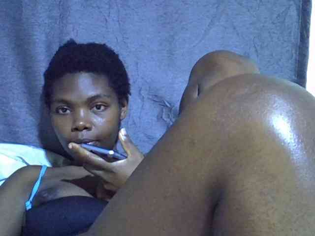 Cute-tamarah webcam