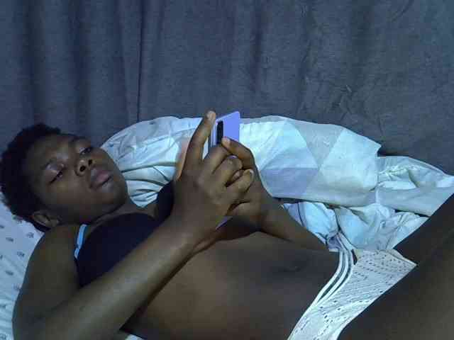 Cute-tamarah webcam