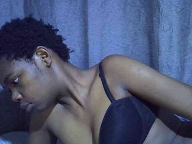 Cute-tamarah webcam