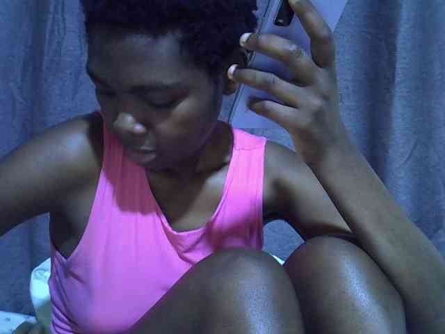 Cute-tamarah webcam