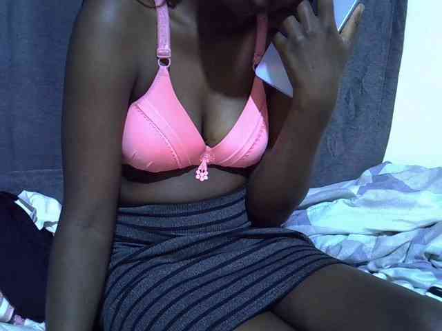 Cute-tamarah webcam