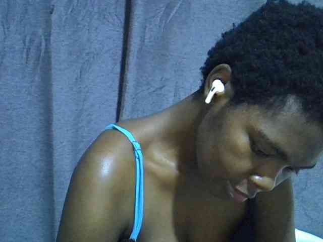 Cute-tamarah webcam