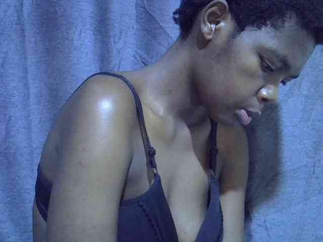 Cute-tamarah webcam