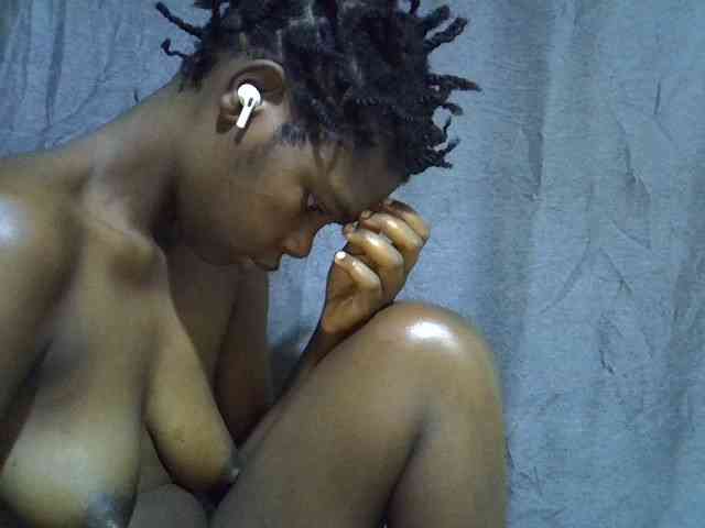 Cute-tamarah webcam