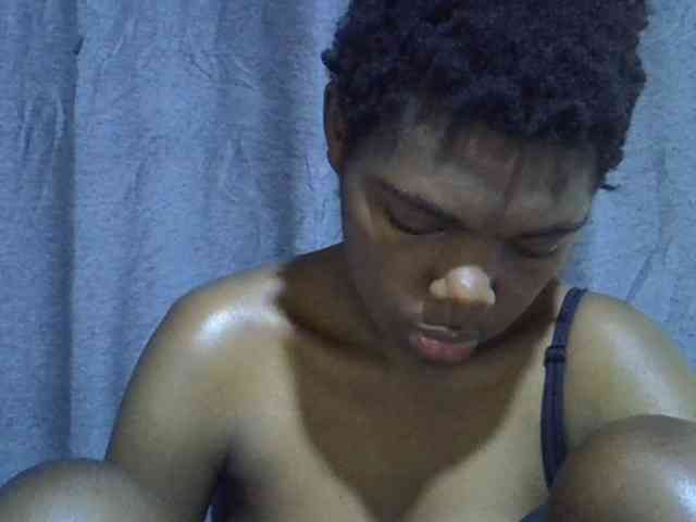 Cute-tamarah webcam