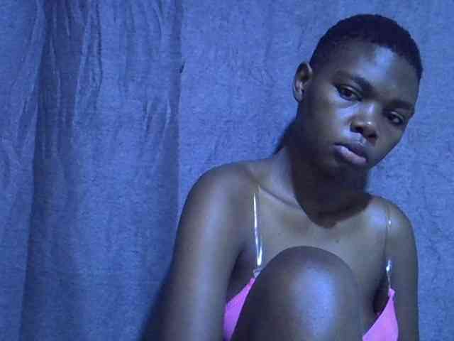 Cute-tamarah webcam