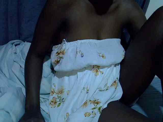 Cute-tamarah webcam