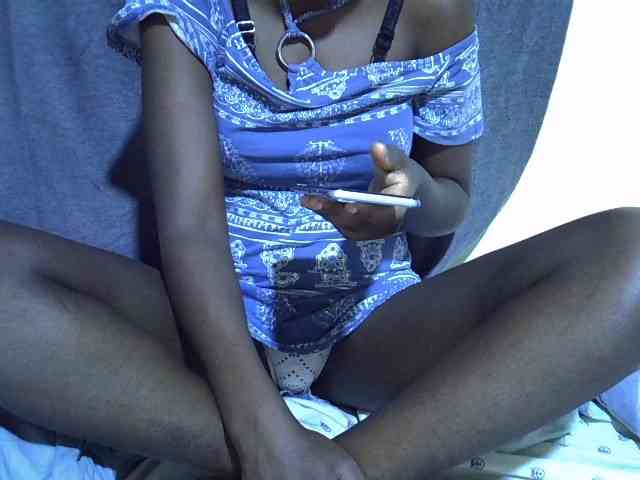 Cute-tamarah webcam