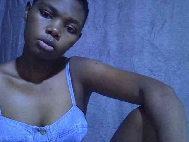 Cute-tamarah webcam