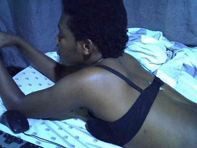Cute-tamarah webcam