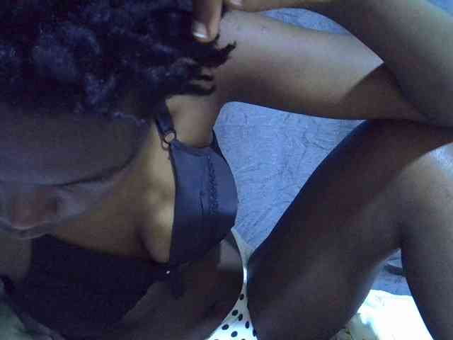 Cute-tamarah webcam