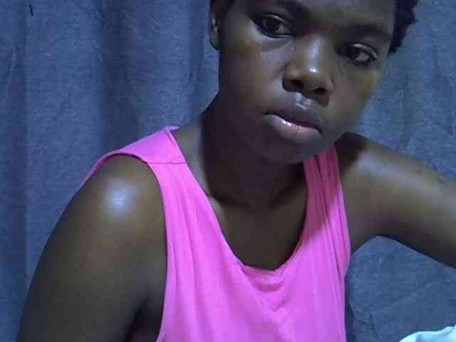 Cute-tamarah webcam