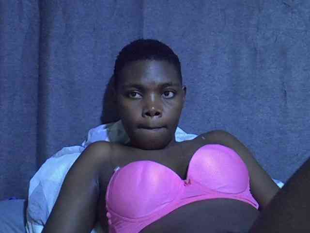 Cute-tamarah webcam