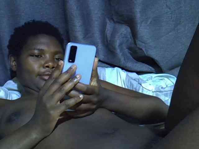Cute-tamarah webcam