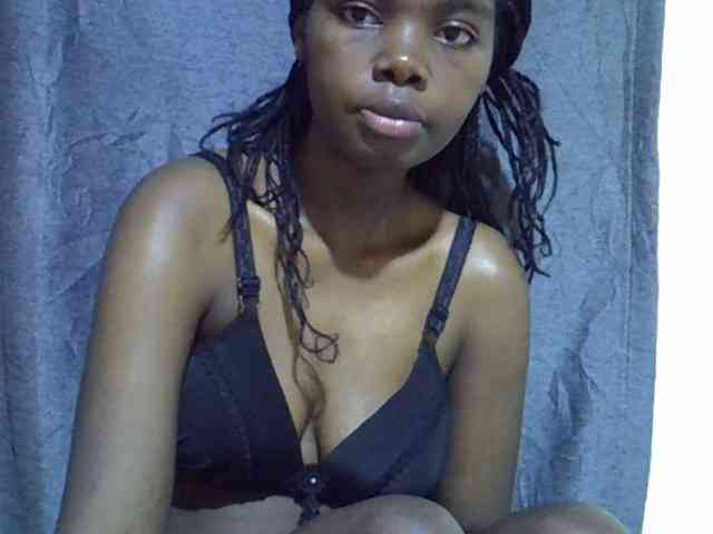 Cute-tamarah webcam