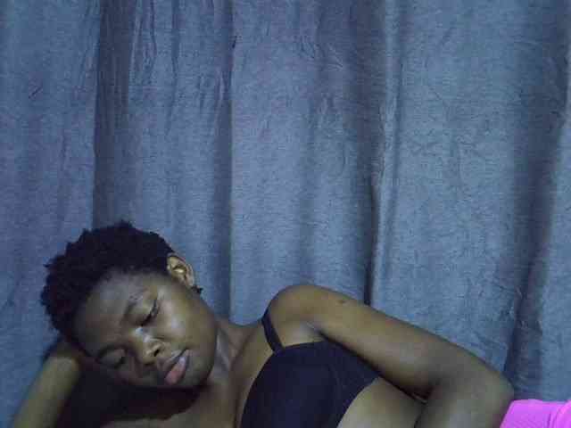 Cute-tamarah webcam