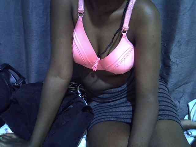 Cute-tamarah webcam