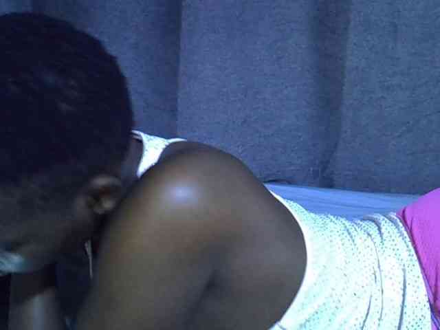 Cute-tamarah webcam