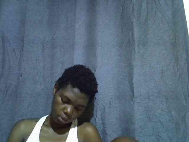 Cute-tamarah webcam