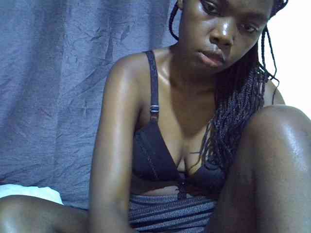 Cute-tamarah webcam