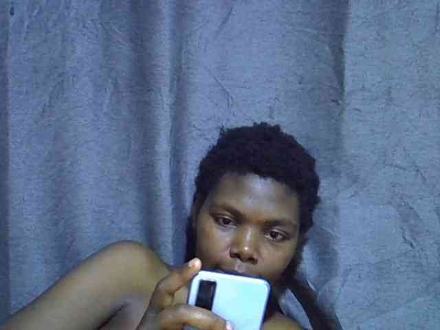 Cute-tamarah webcam