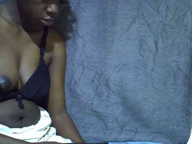 Cute-tamarah webcam