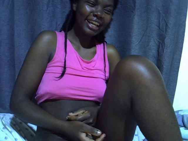Cute-tamarah webcam