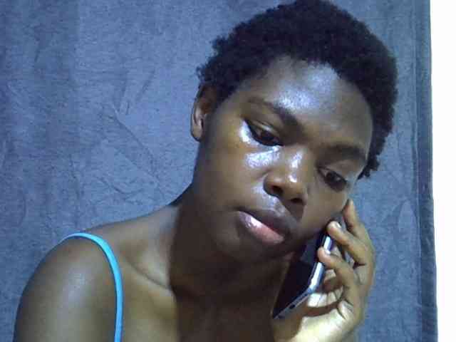 Cute-tamarah webcam