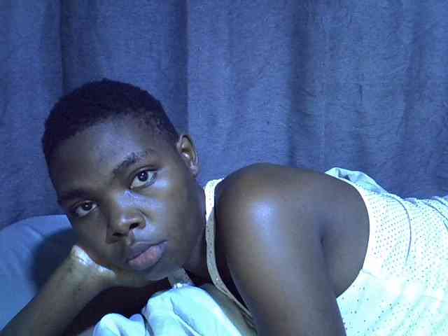 Cute-tamarah webcam