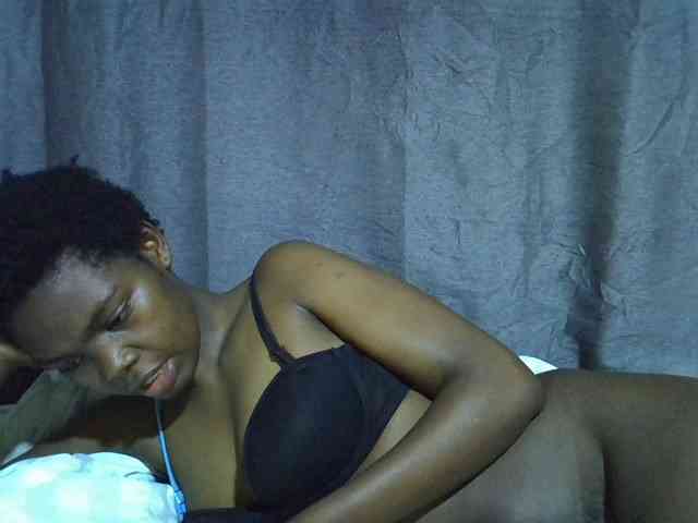 Cute-tamarah webcam