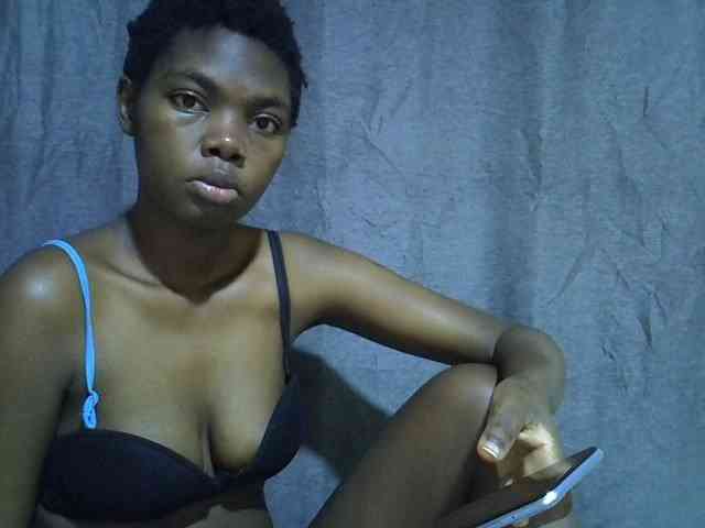 Cute-tamarah webcam