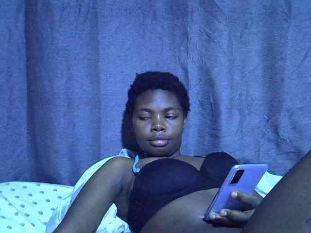 Cute-tamarah webcam