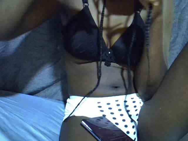 Cute-tamarah webcam