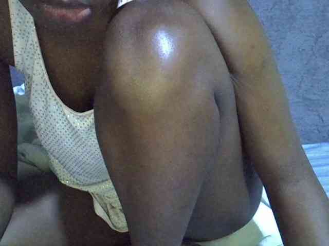 Cute-tamarah webcam