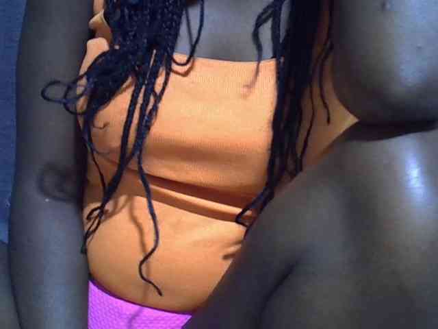 Cute-tamarah webcam
