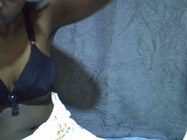 Cute-tamarah webcam