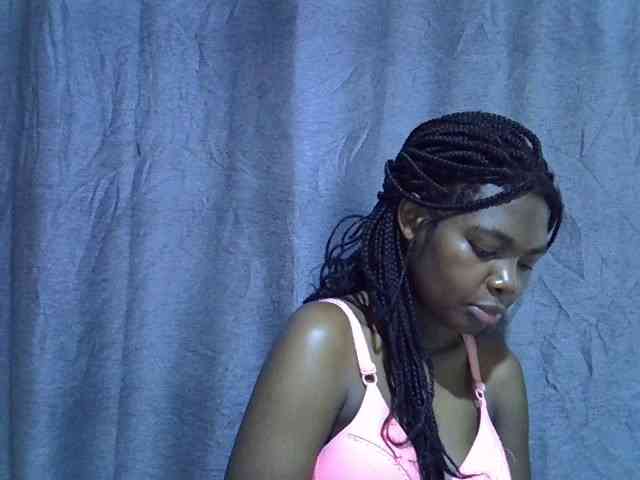 Cute-tamarah webcam