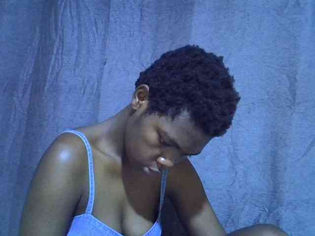Cute-tamarah webcam