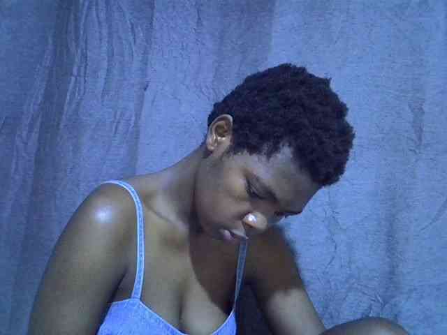 Cute-tamarah webcam