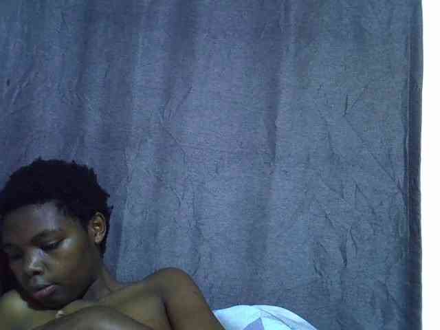 Cute-tamarah webcam