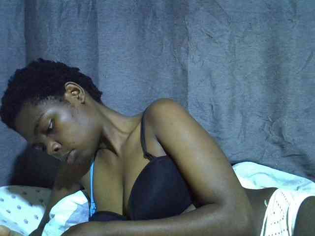 Cute-tamarah webcam