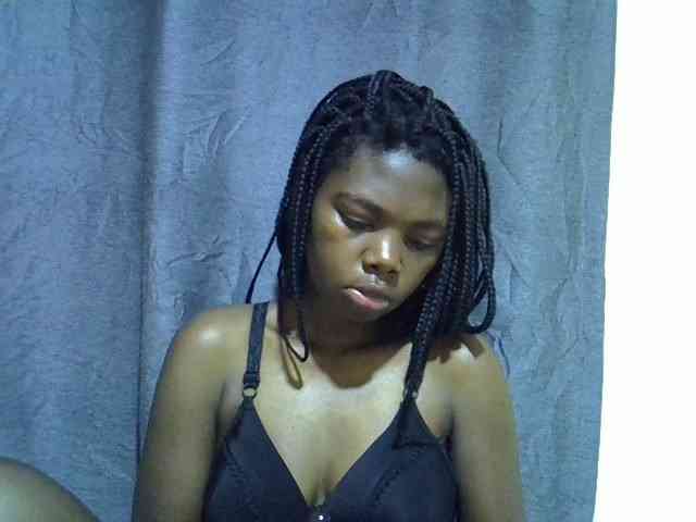 Cute-tamarah webcam