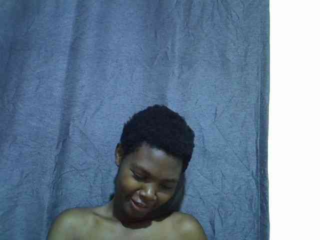 Cute-tamarah webcam
