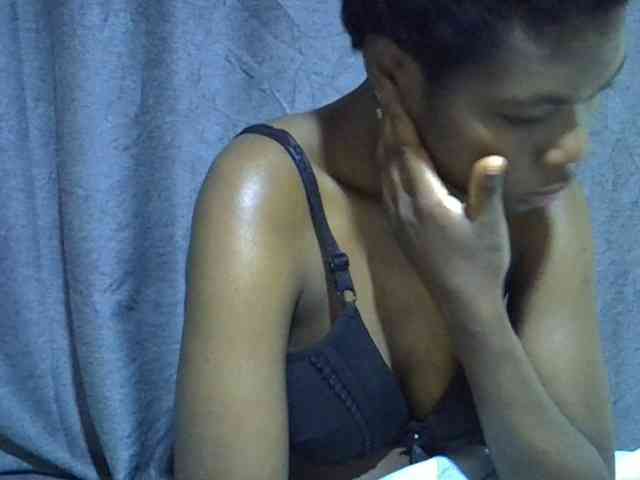 Cute-tamarah webcam