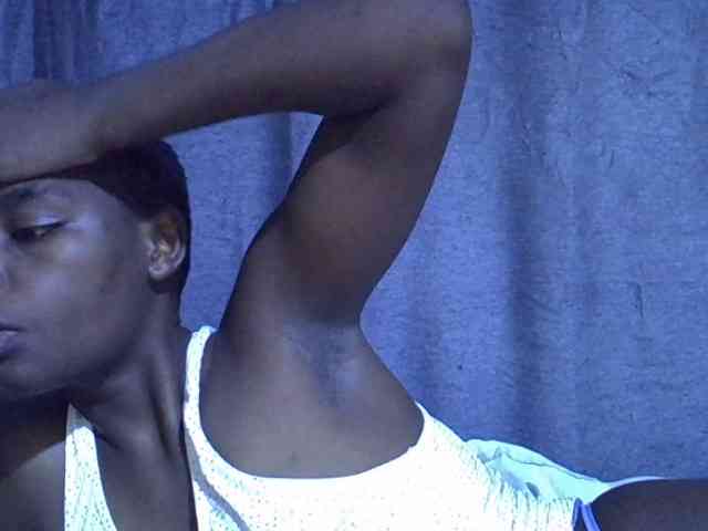 Cute-tamarah webcam